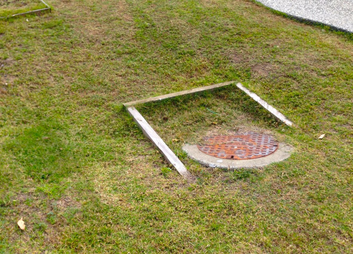 Sewer manhole